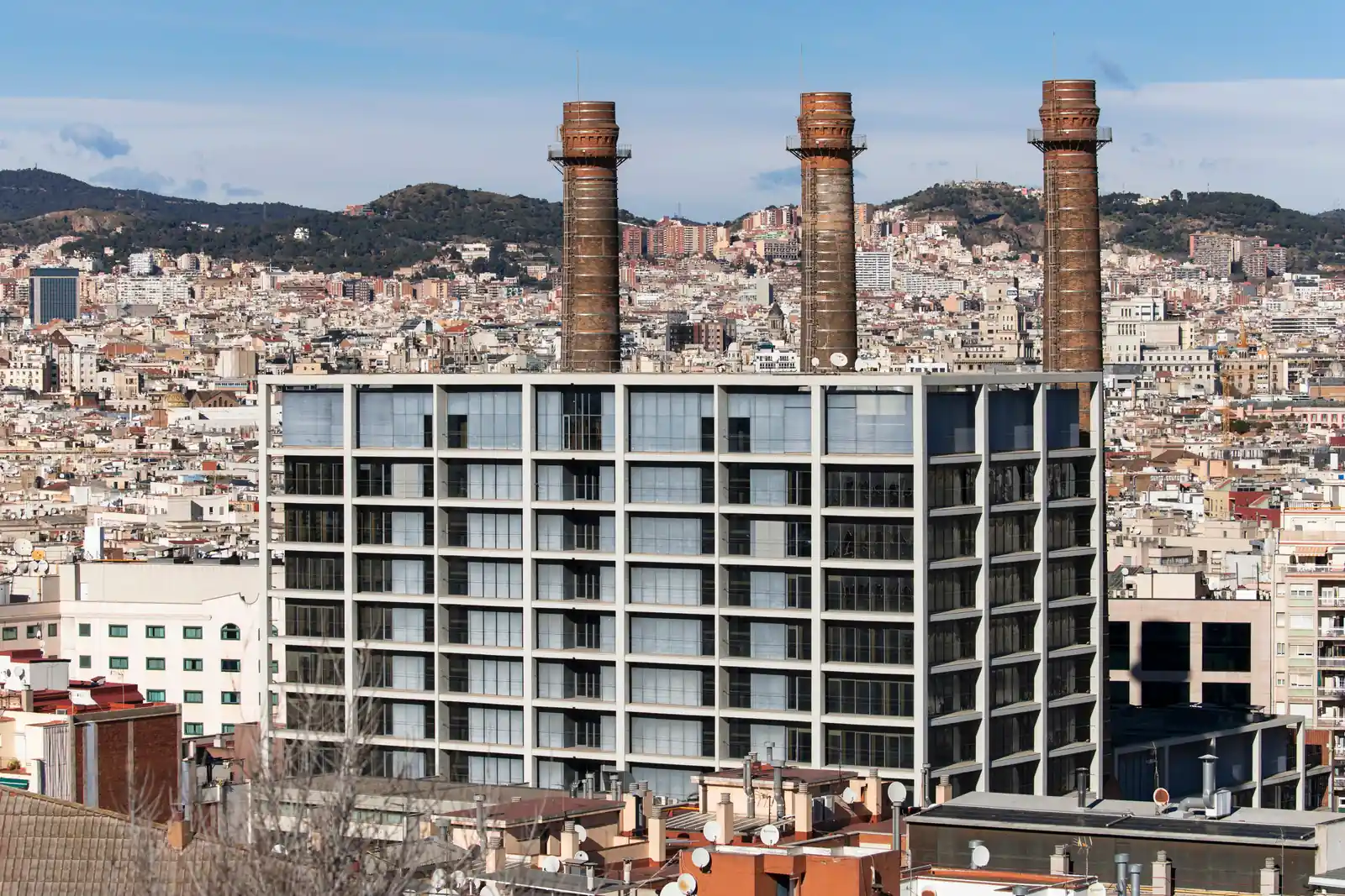 barcelona panorama kominy